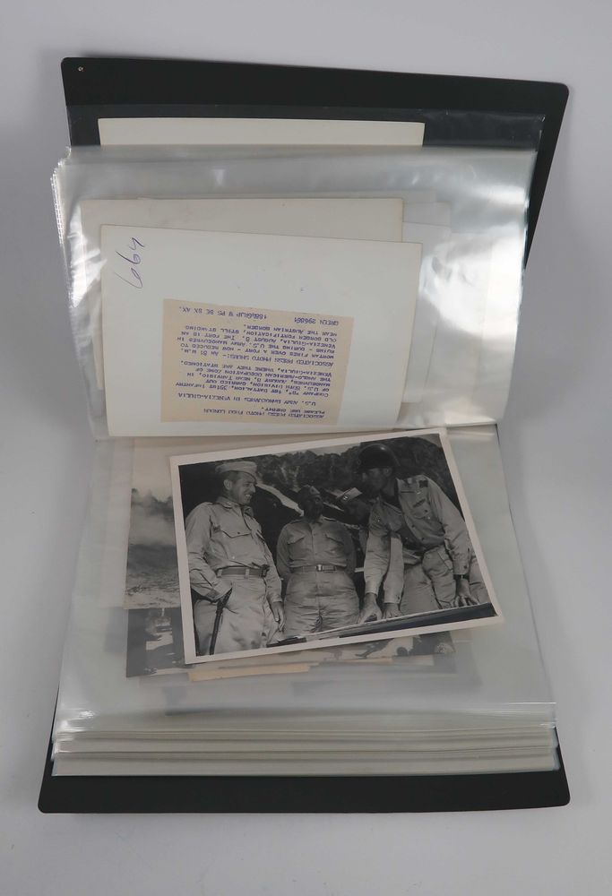 Original Vintage Associated Press Photo, cada