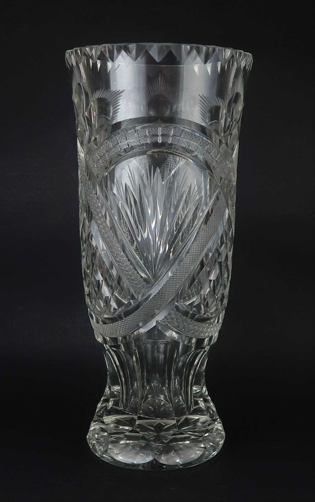 Jarra antiga em Vidro Lapidado - 28.5 cm
