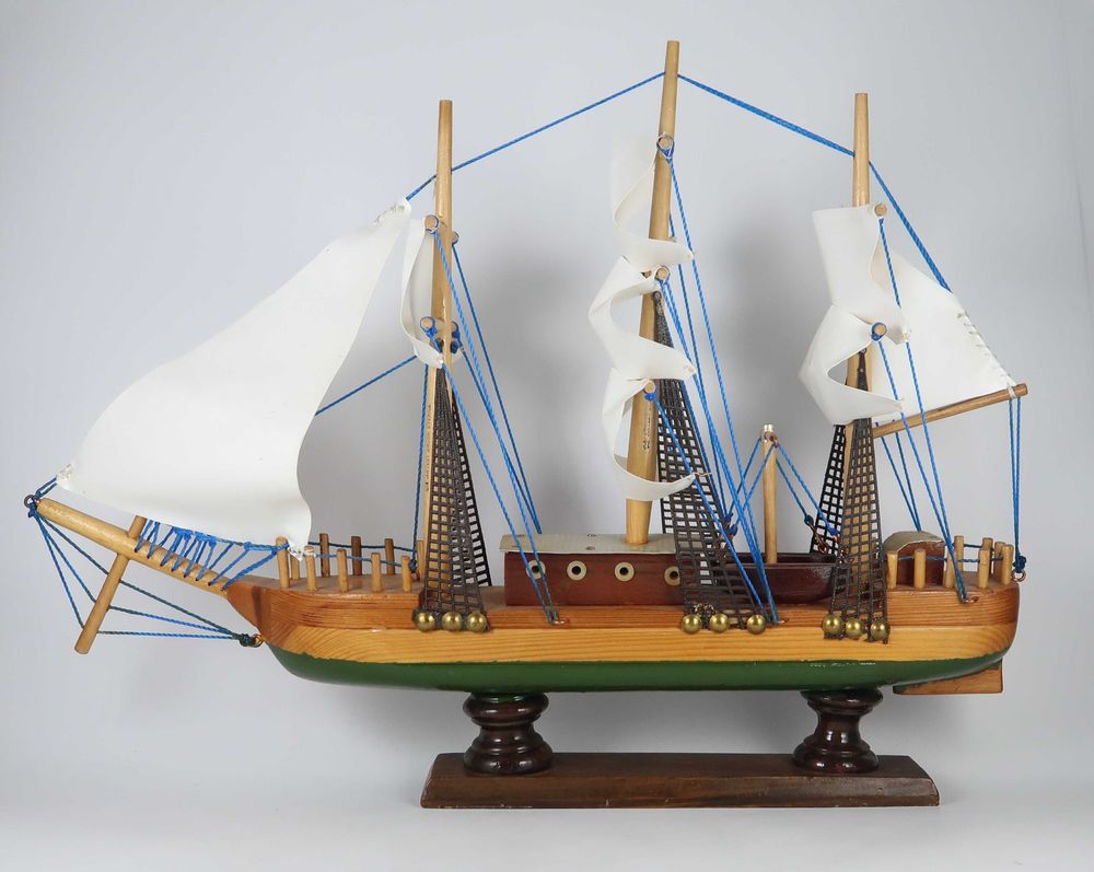 Maquete de Veleiro - 52 cm