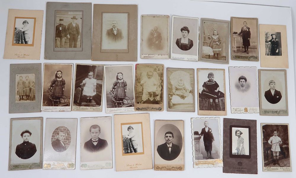 25 Fotografias antigas em cartão Séc. XIX/XX