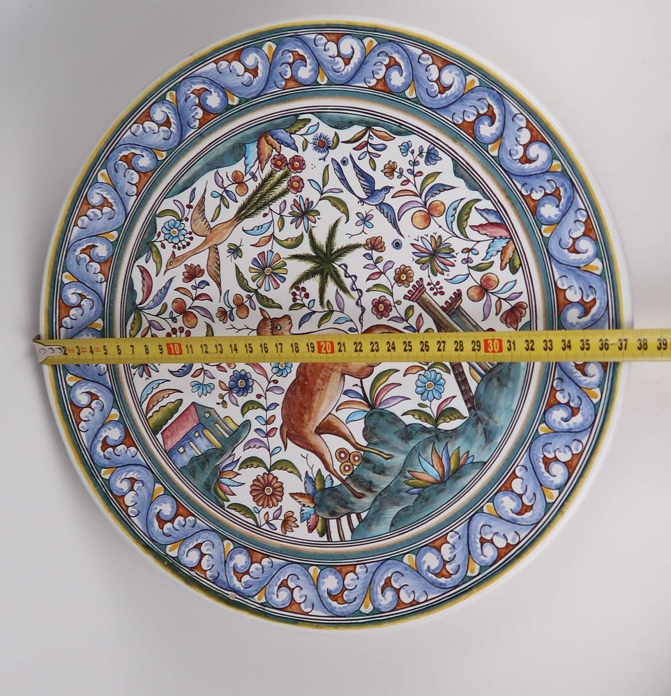Prato de grande porte em faiança Portuguesa 37,5 cm